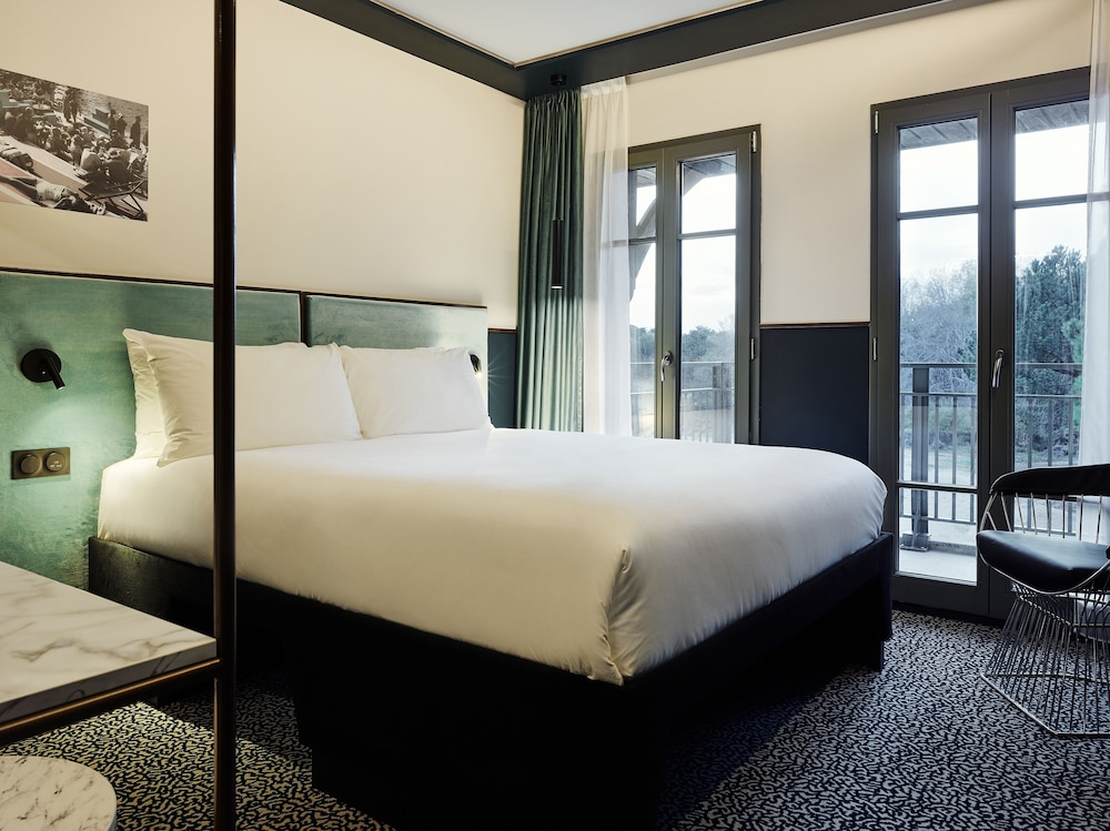 Comfort Room, 1 Double Bed, Balcony - Photo 1