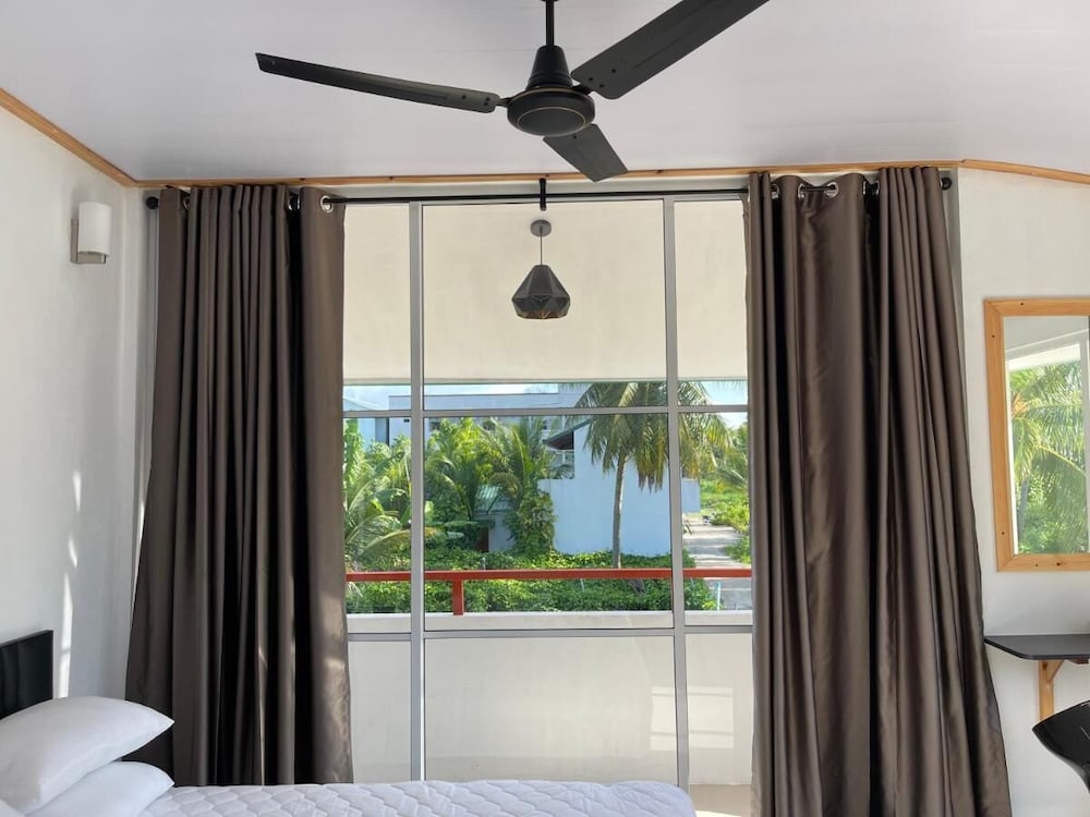 Deluxe Double Room, Balcony, City View photo 2