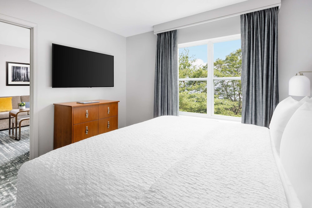 Bedroom Suite King - Photo 2