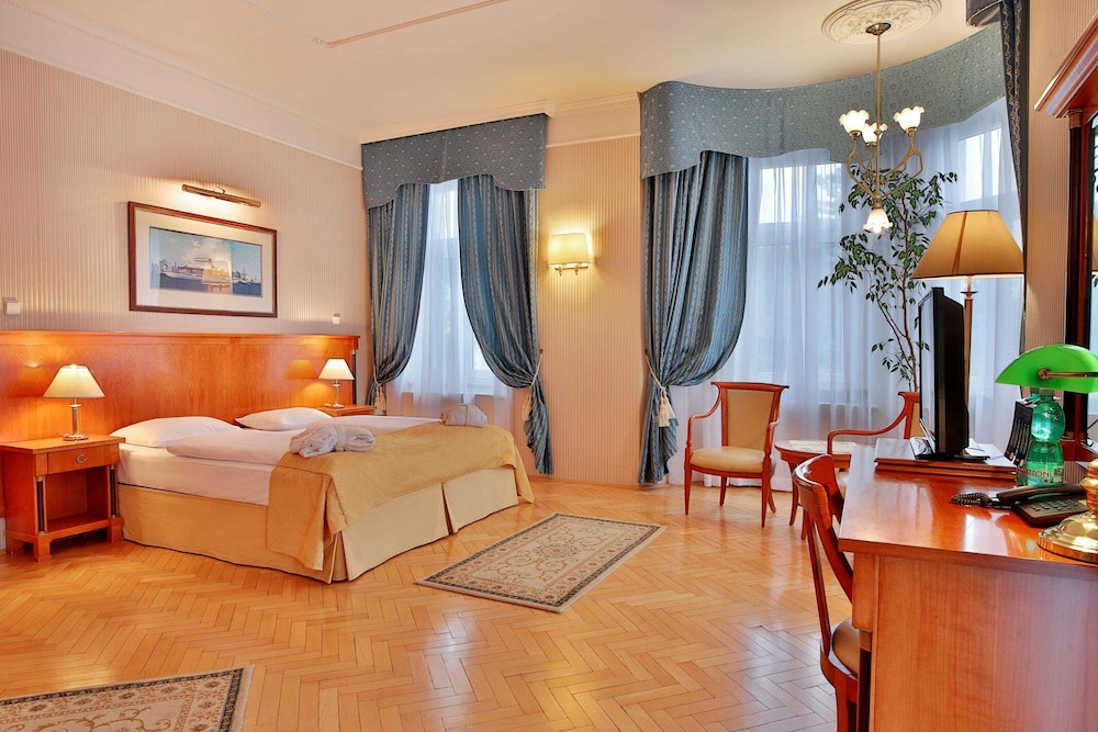 Deluxe Double Room - Photo 4