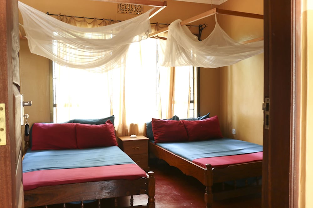 Double Or Twin Room, Shared Bathroom