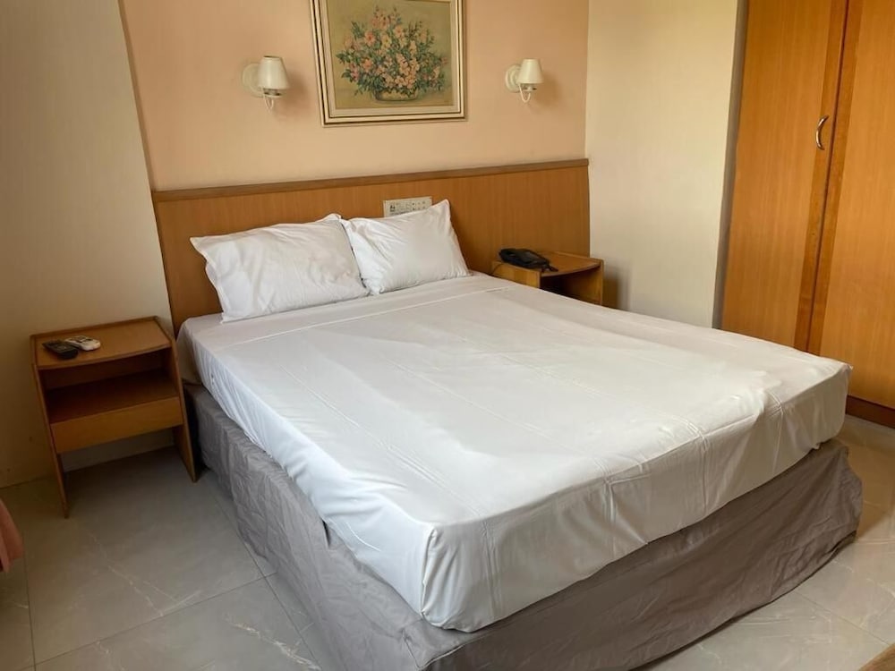 Standard Double Room - Photo 1