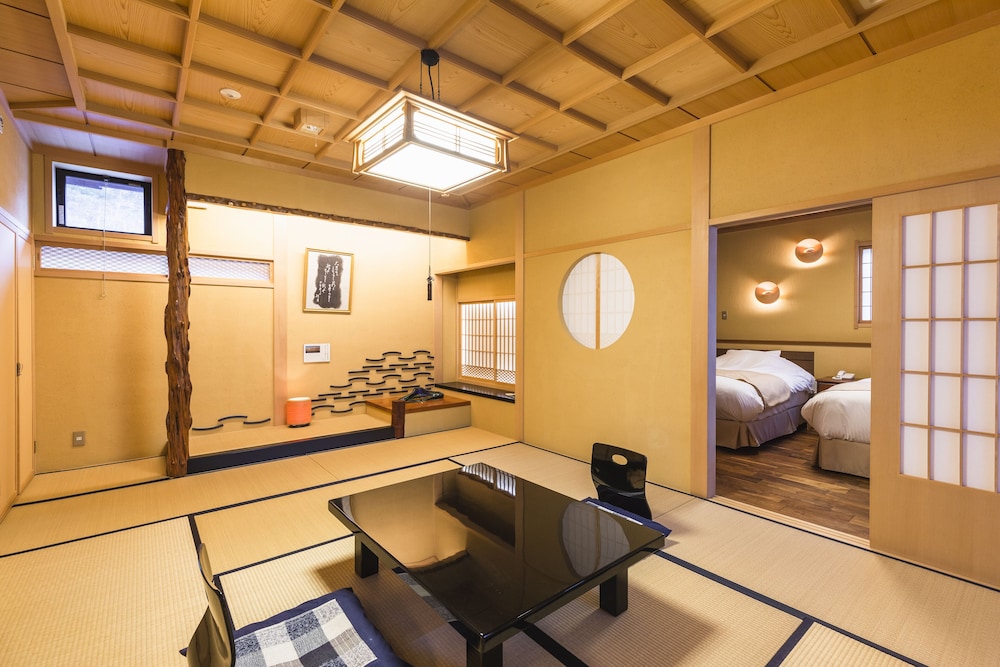 Classic Room - Photo 1