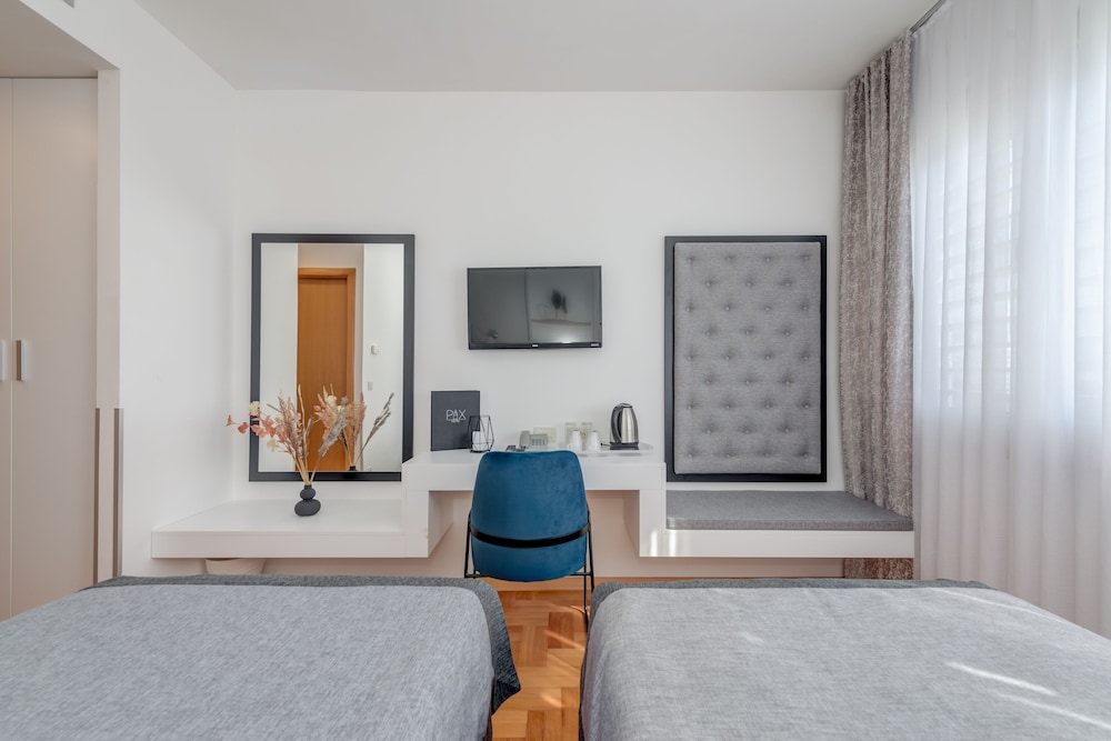 Classic Double Room, Sea View photo 3