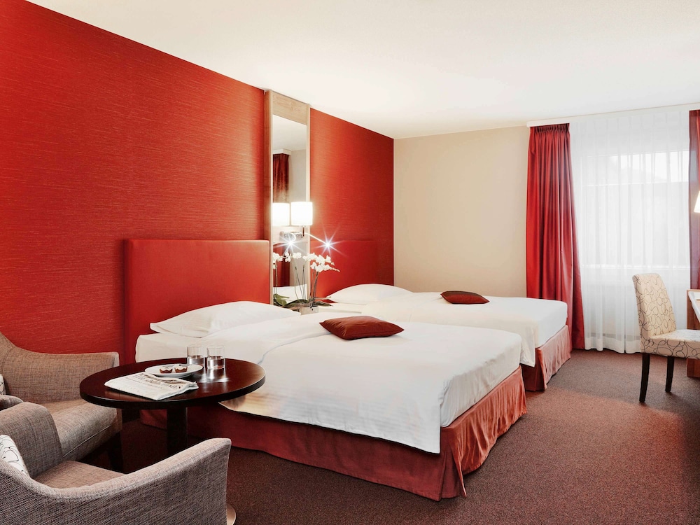 Classic Room, 2 Queen Beds - Photo 3
