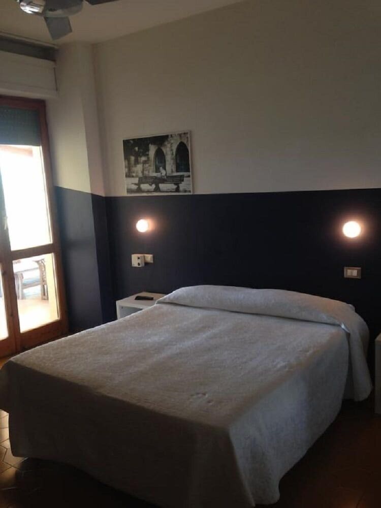 Triple Room, Pool View photo 1