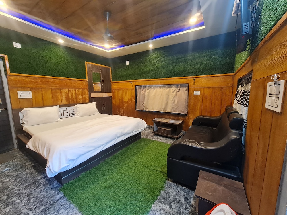 Deluxe Cottage