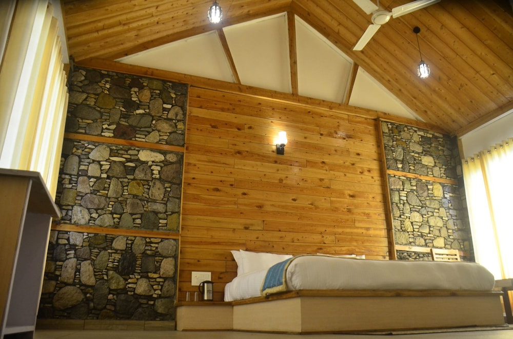 Premier Room