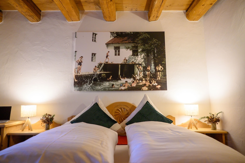 Basic Double Room