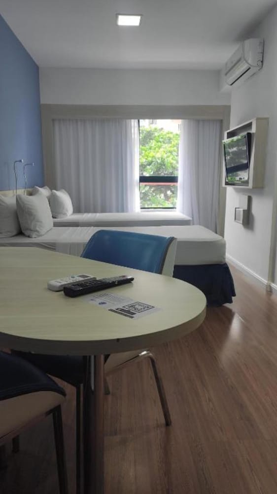 Classic Twin Room, 2 Twin Beds - Photo 6