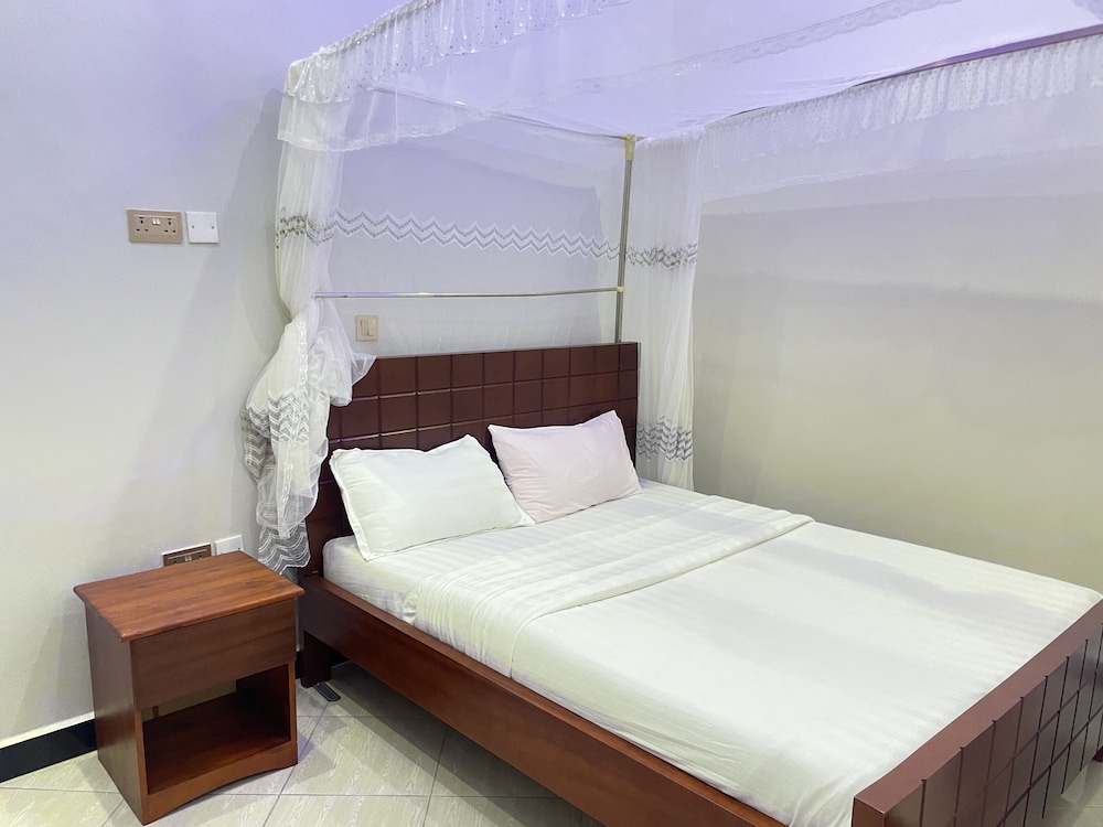 Economy Double Room photo 1