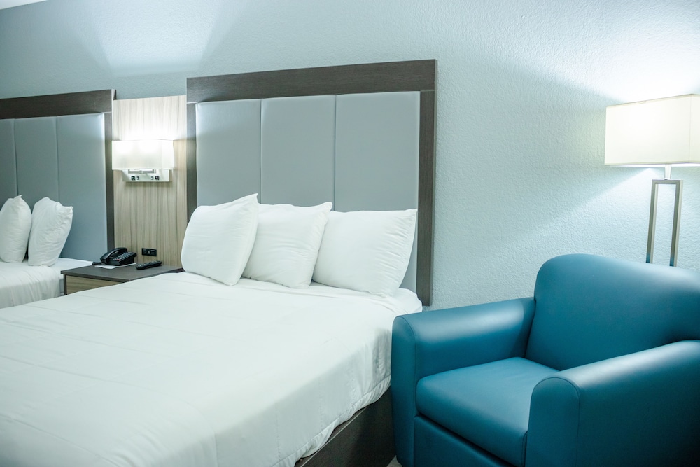 Premium Room, 2 Queen Beds photo 2