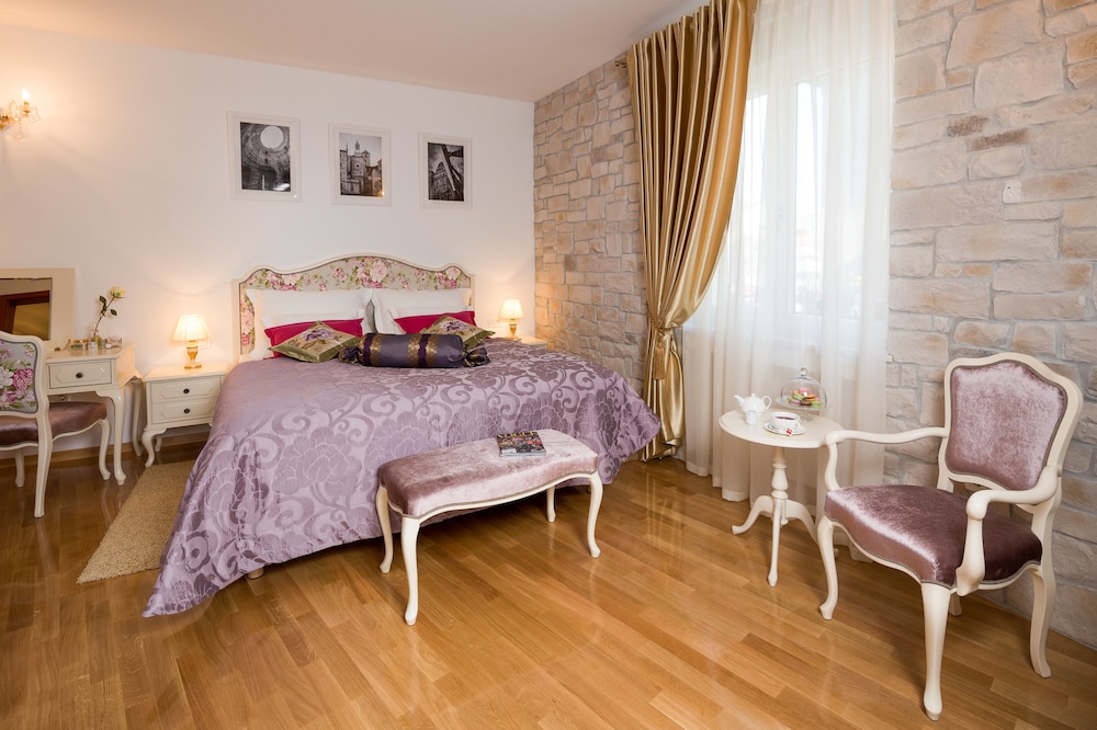 Premium Double Room, Balcony, City view (102) photo 1
