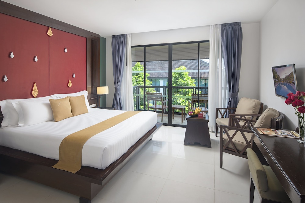 Deluxe Room, 1 King Bed - Photo 1