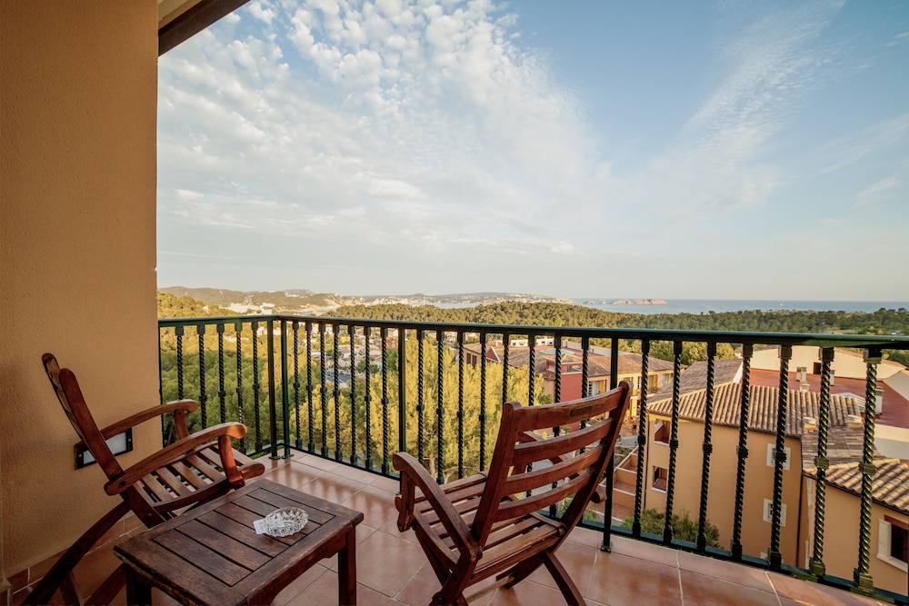 Triple Room, Balcony, Sea View