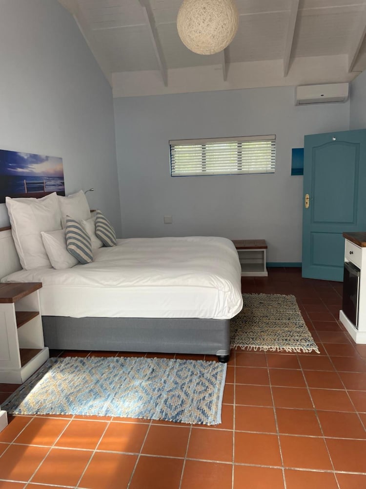 Deluxe Room, 1 Bedroom photo 3