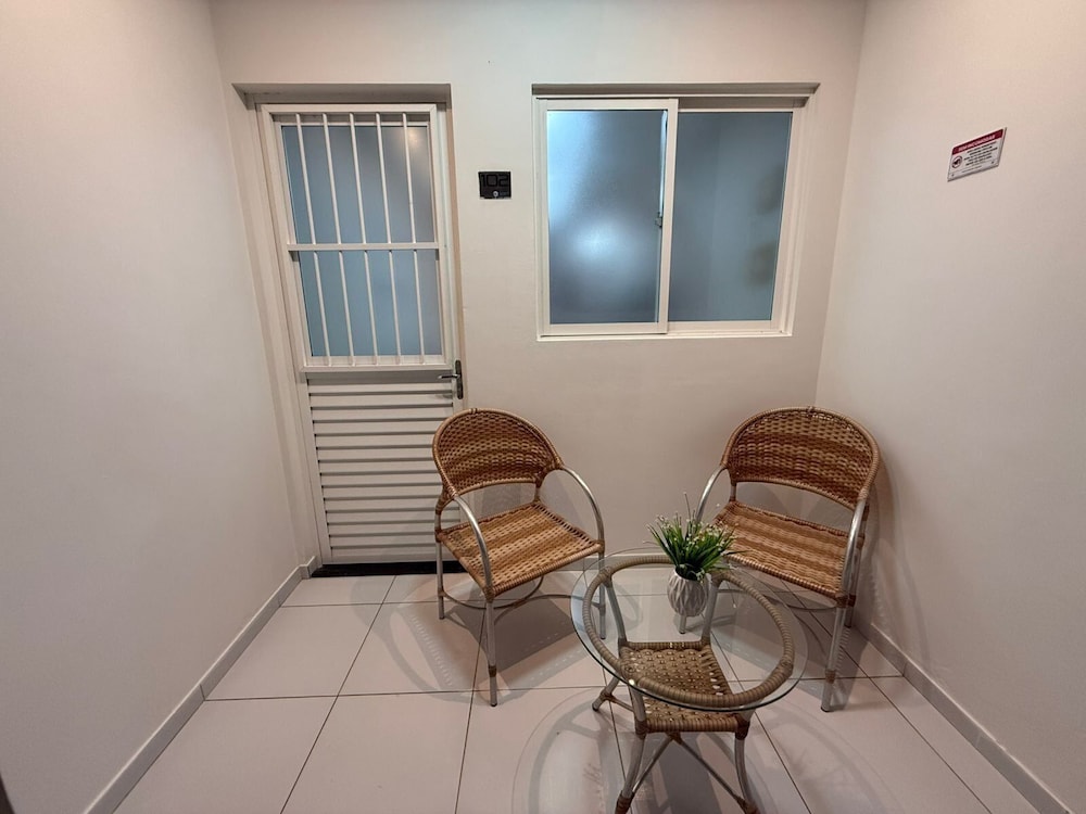 Traditional Apartment photo 2