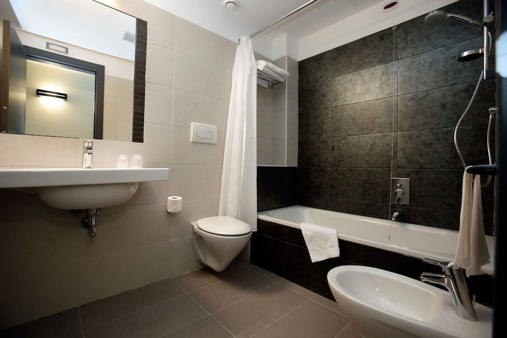 Double Room Single Use photo 3