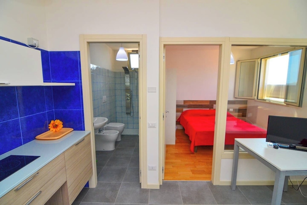 Classic Suite, Kitchen, Resort View