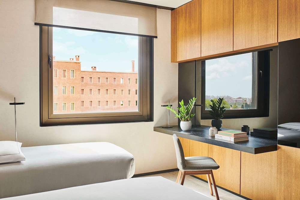 Room, 1 King Bed (WITH EXTRA BED)