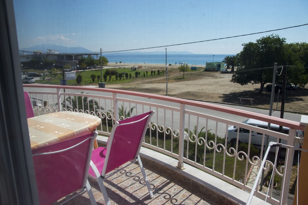 Suite, 2 Bedrooms, Sea View photo 3