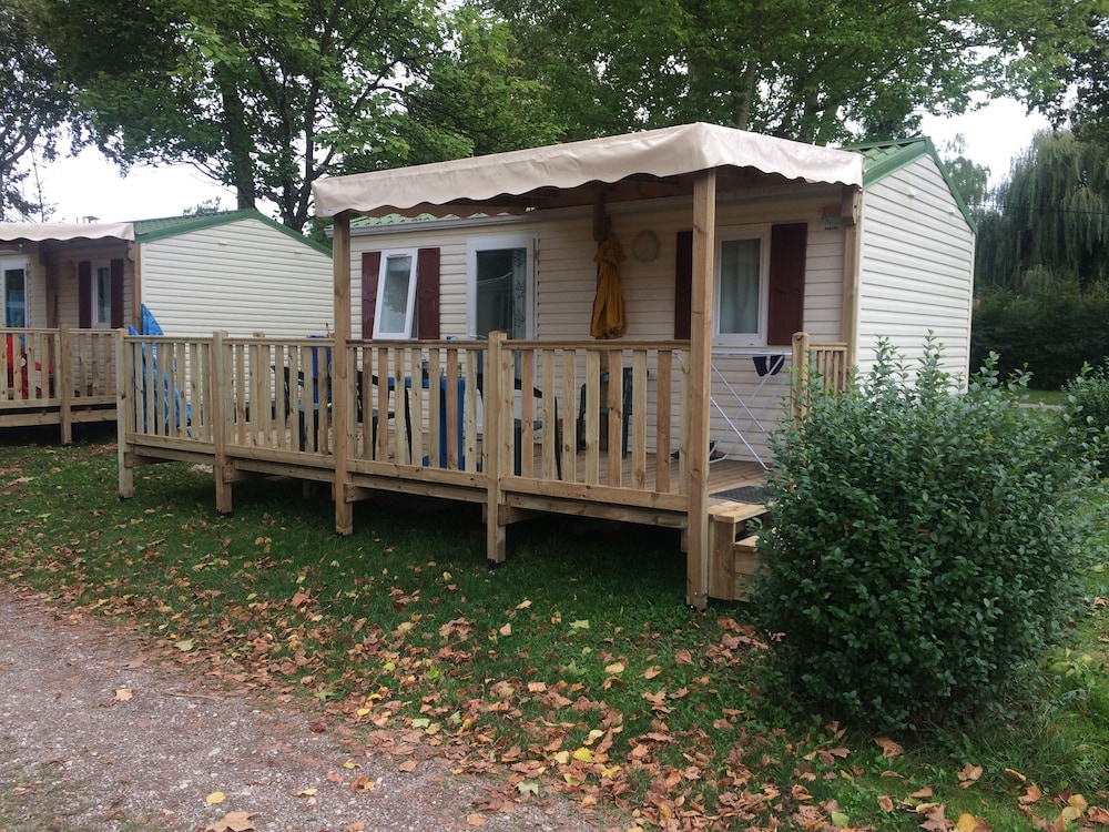 Mobile Home, Multiple Beds photo 1