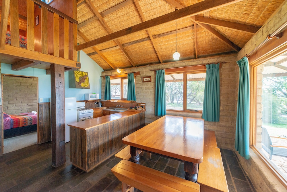 Mudbrick Cottage photo 2