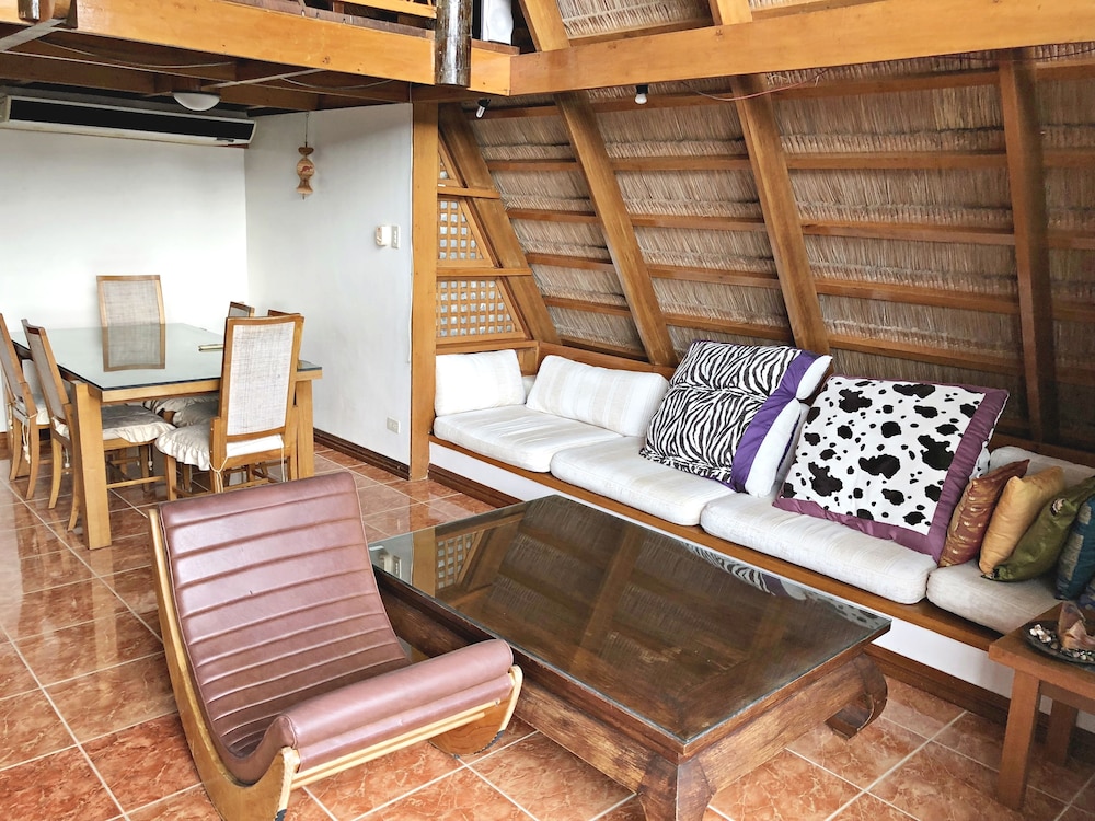 Luxury Upper House photo 2