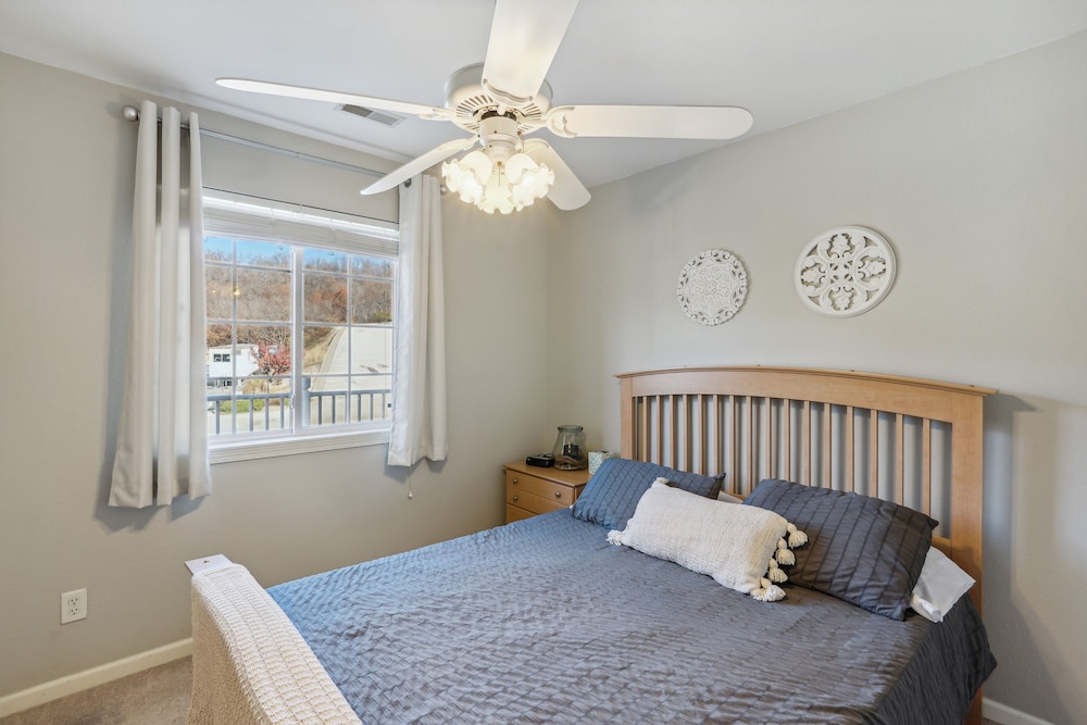 Apartment (2 Bedrooms) photo 3