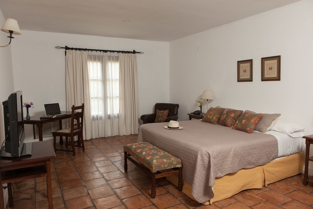 Superior Quadruple Room photo 2