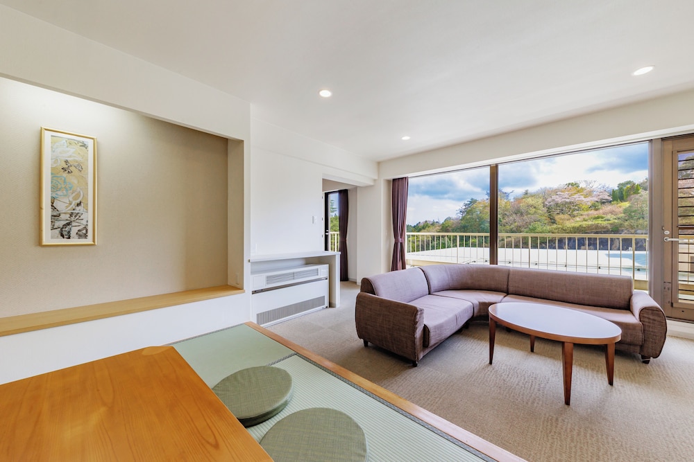Japanese-Western Suite A(With private bathroom)(Non-smoking)