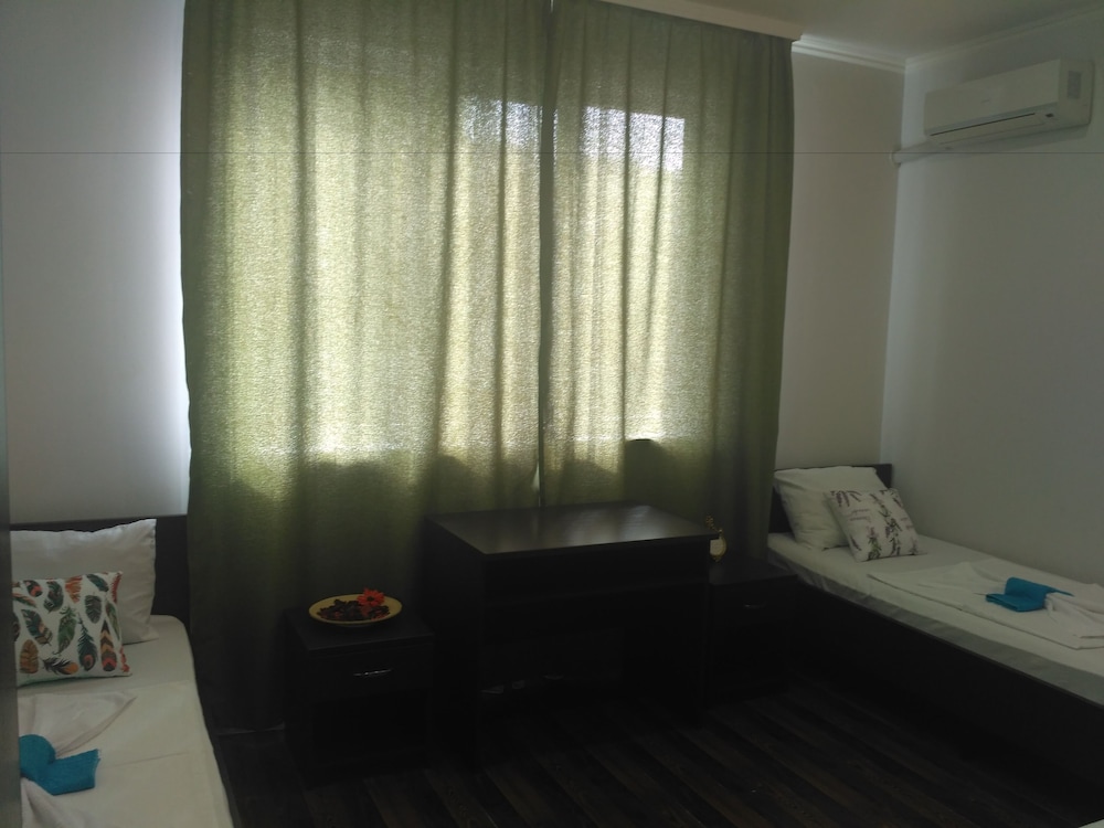 Family Room photo 1