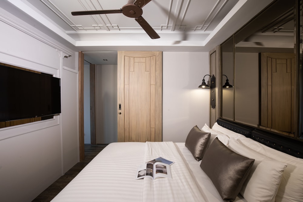 Two Bedroom Premier