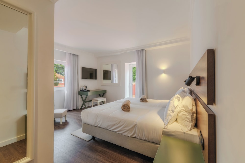 Standard Room, Balcony - Photo 2