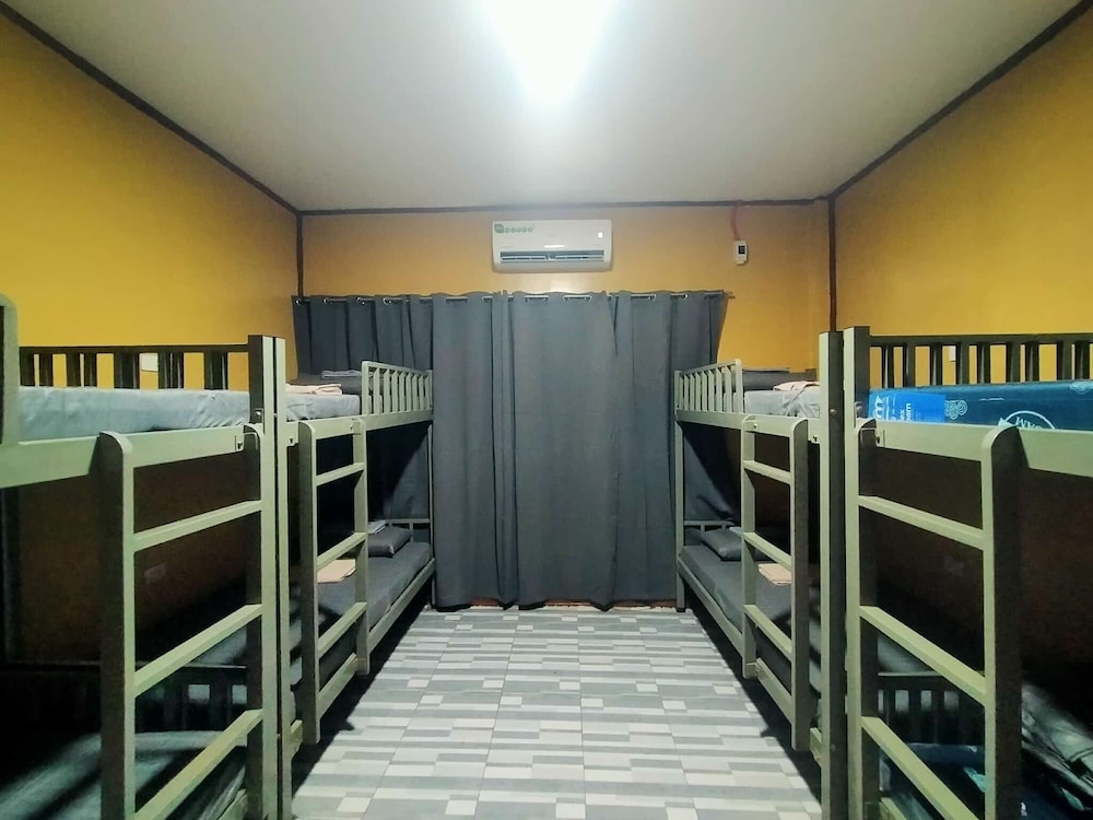 Shared Dormitory, Mixed Dorm, Patio photo 3