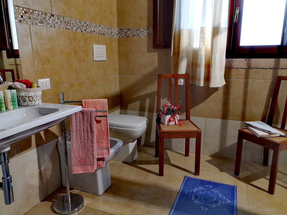 Double Room, Shared Bathroom (Tre Posti) photo 3