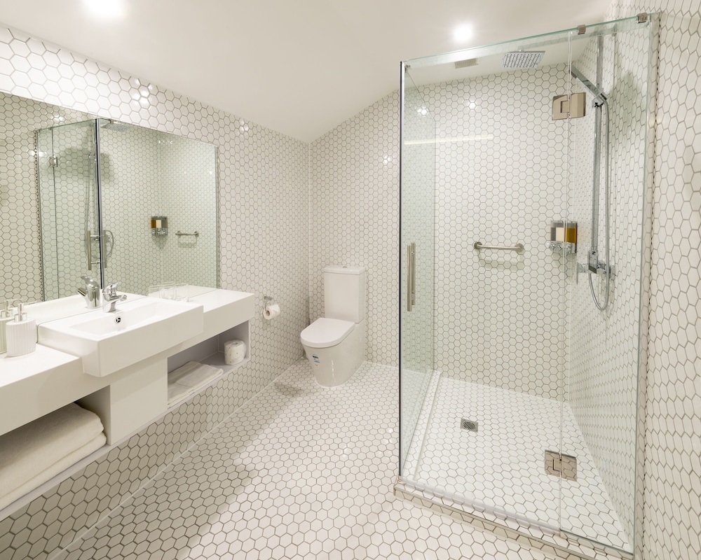 Luxury Apartment, 1 Bedroom - Photo 8