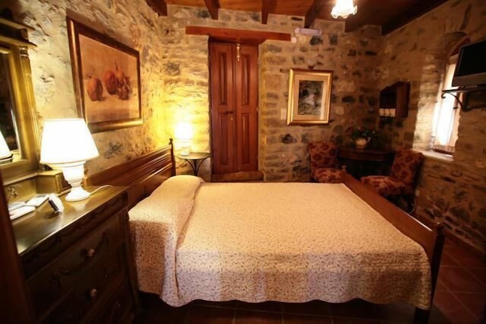 House, 1 Bedroom (Smaragda)