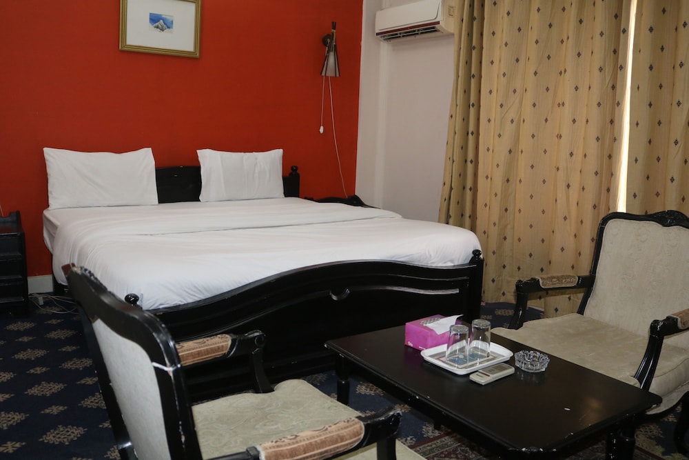Standard Double or Twin Room photo 1