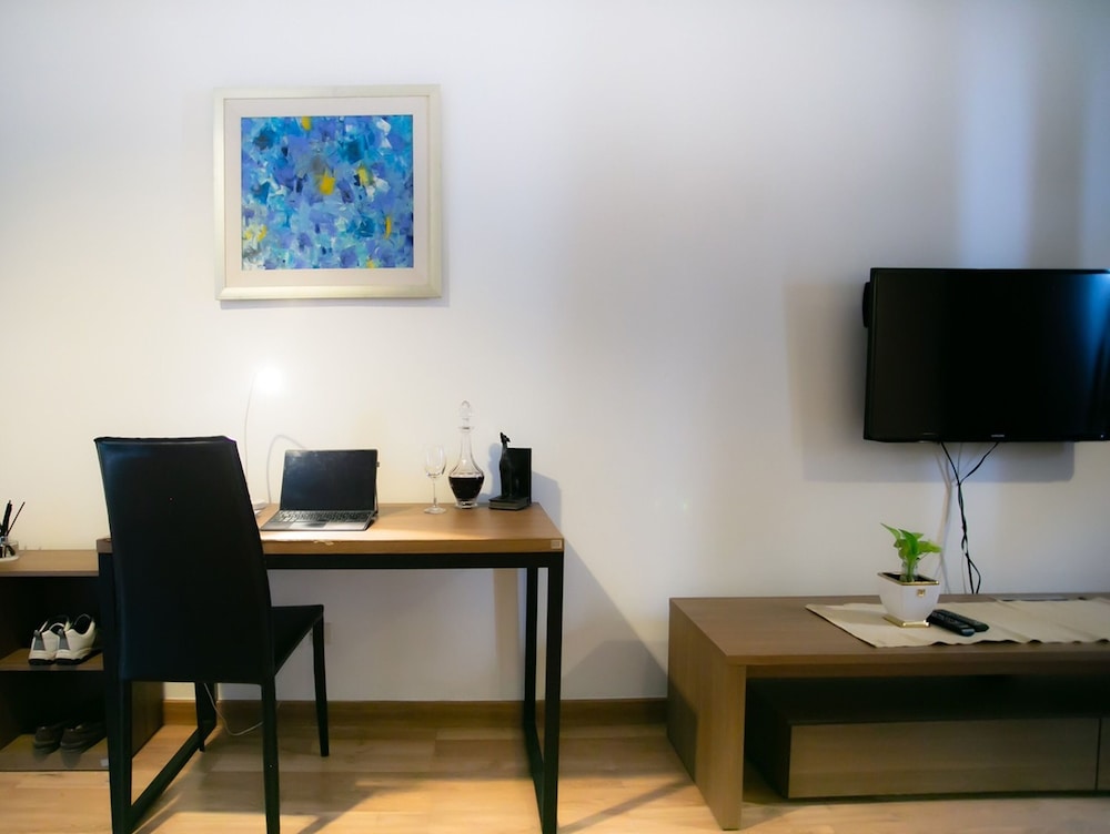 Suite photo 1