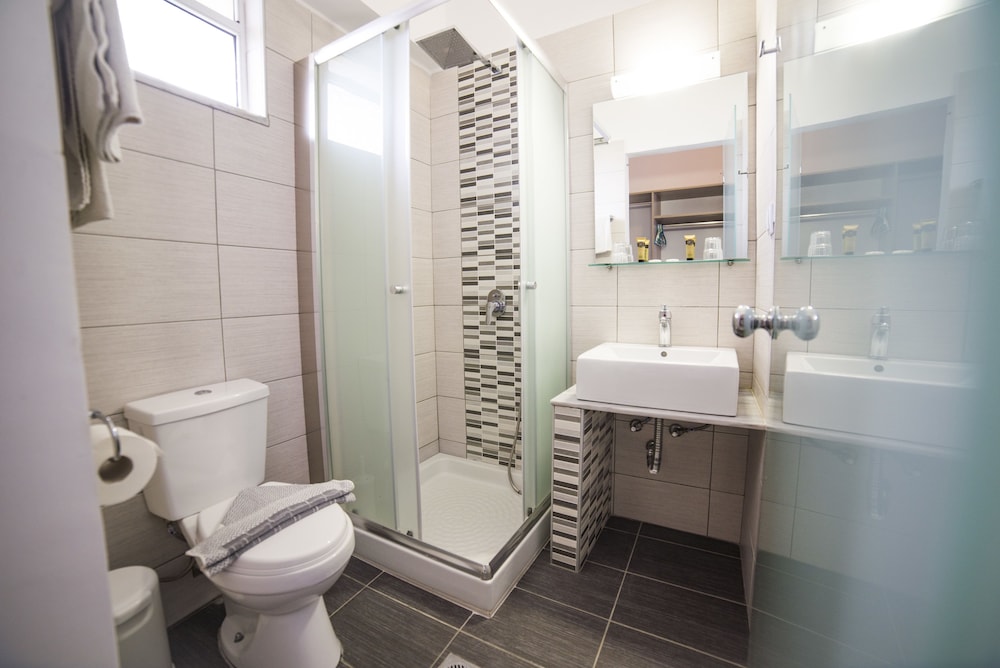Superior Double or Twin Room - Photo 7