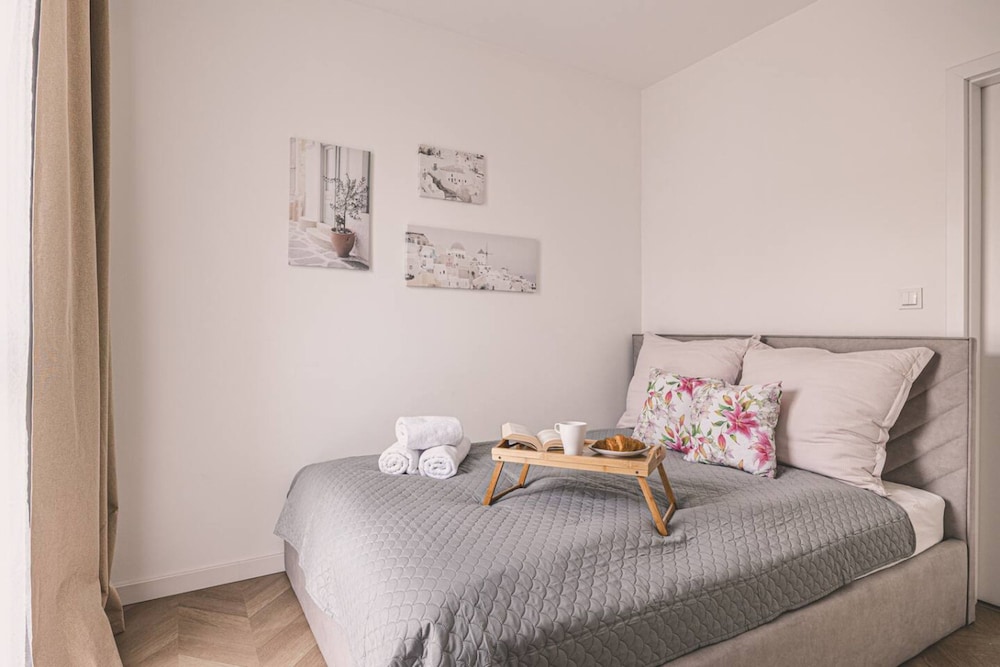 Apartment photo 3
