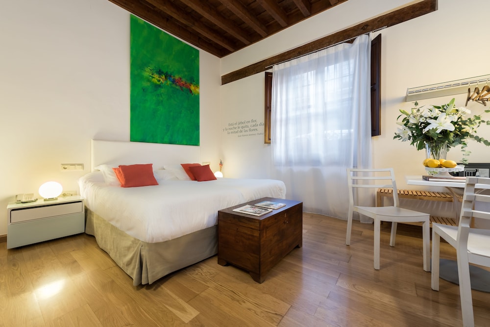 Standard Double Room, Courtyard Area