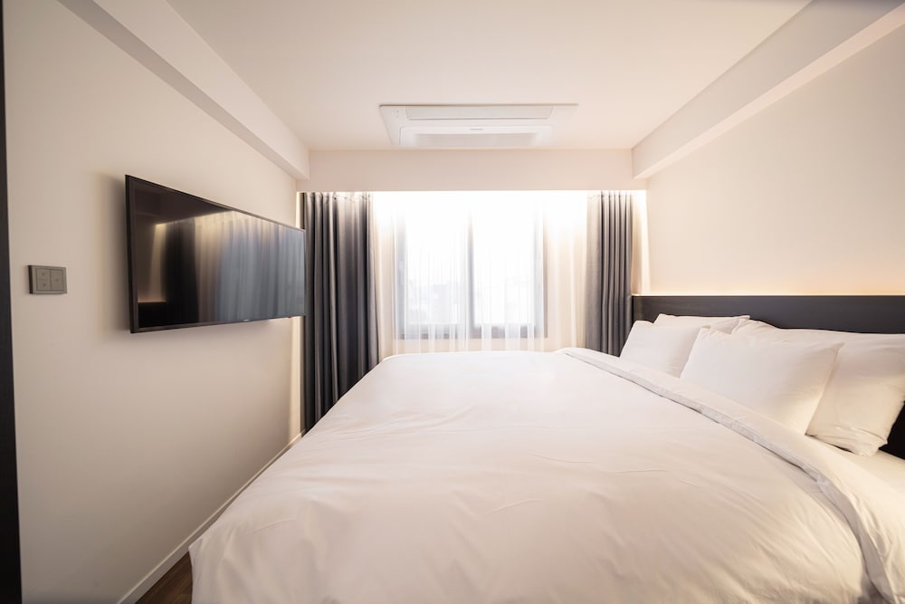 Moyen Suite - Photo 2