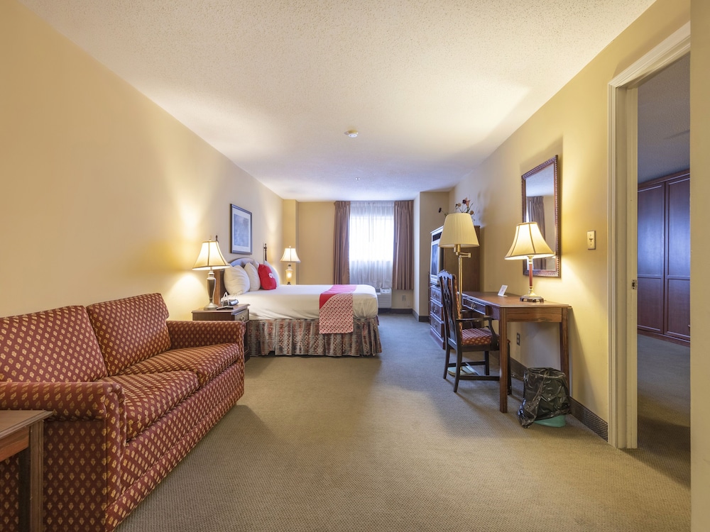 Deluxe Suite, Multiple Beds, Non Smoking photo 2