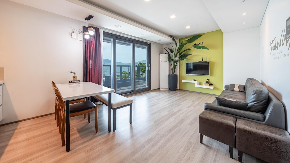 Basic Room, 1 Bedroom (201) - Photo 5