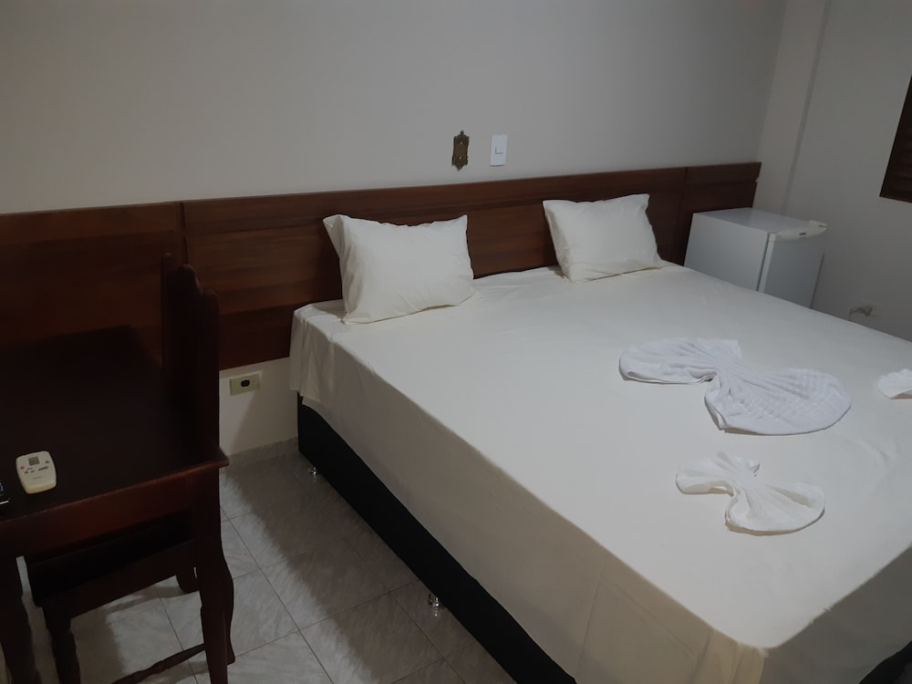 Deluxe Double or Twin Room photo 2