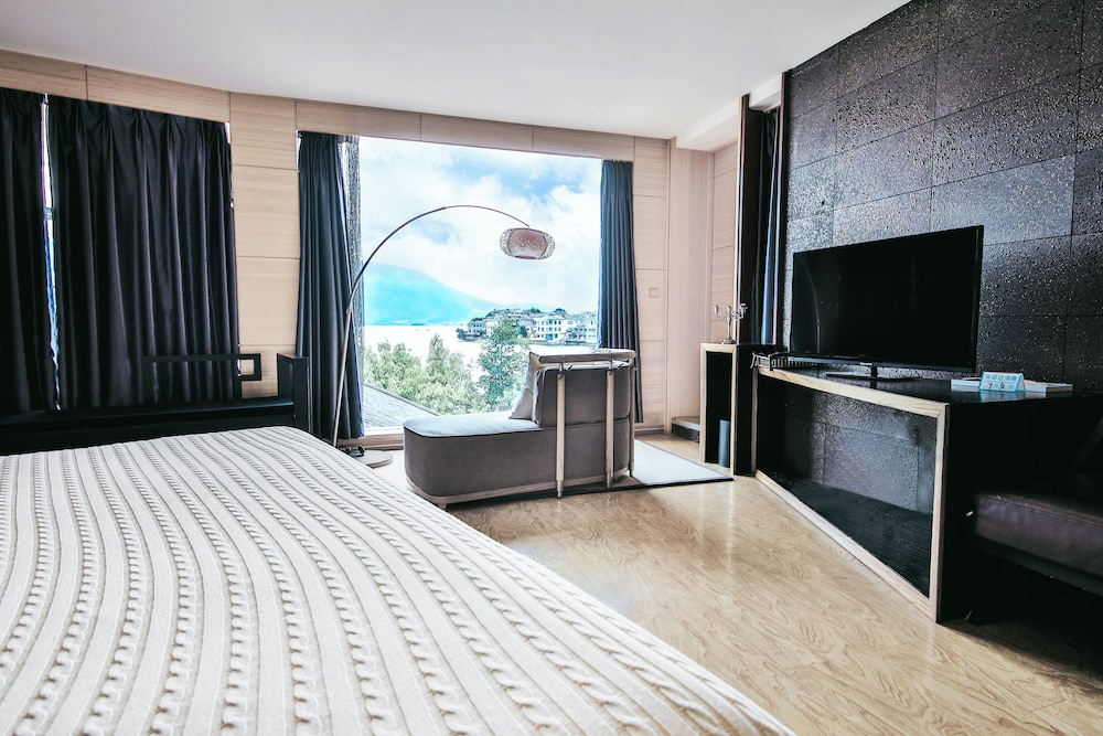 Exclusive Double Room, Ocean View photo 2