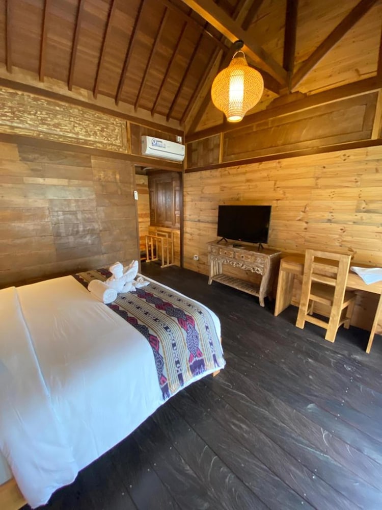 Deluxe Double Room, Pool View photo 3