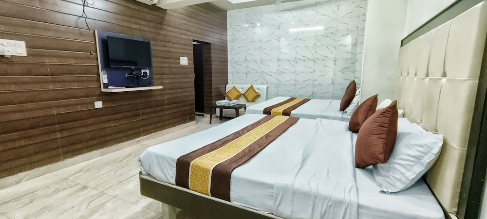 Luxury Quadruple Room